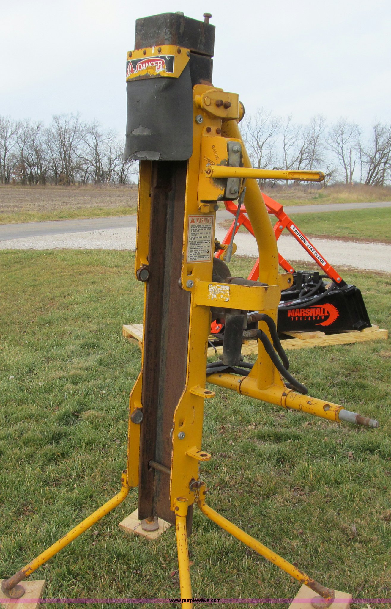 Danuser BMDH post driver in Linneus, MO Item E3591 sold Purple Wave