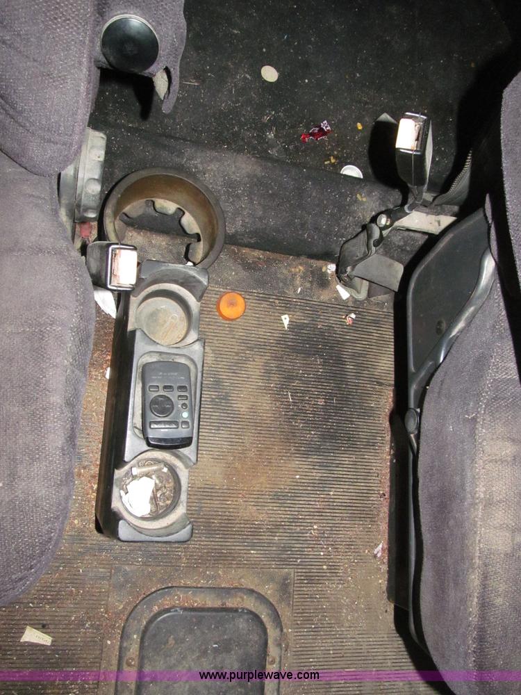 image for item B5305 1997 Peterbilt 379 semi truck