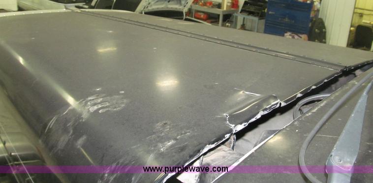 image for item B5305 1997 Peterbilt 379 semi truck