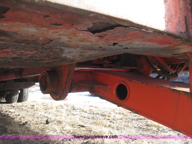 image for item B8444 1996 Landoll Haul 0LL tilt deck equipment trailer