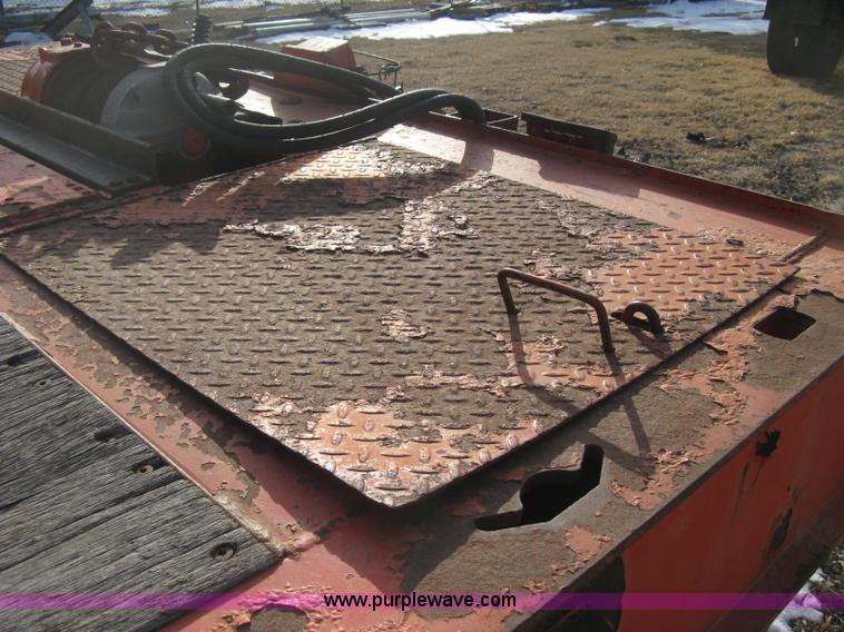 image for item B8444 1996 Landoll Haul 0LL tilt deck equipment trailer