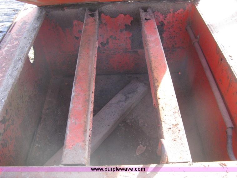 image for item B8444 1996 Landoll Haul 0LL tilt deck equipment trailer