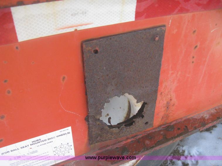 image for item B8444 1996 Landoll Haul 0LL tilt deck equipment trailer