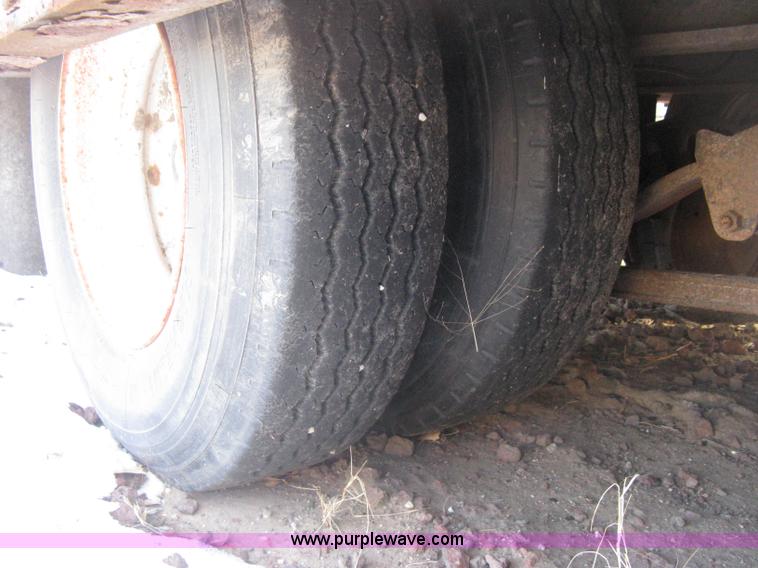 image for item B8444 1996 Landoll Haul 0LL tilt deck equipment trailer