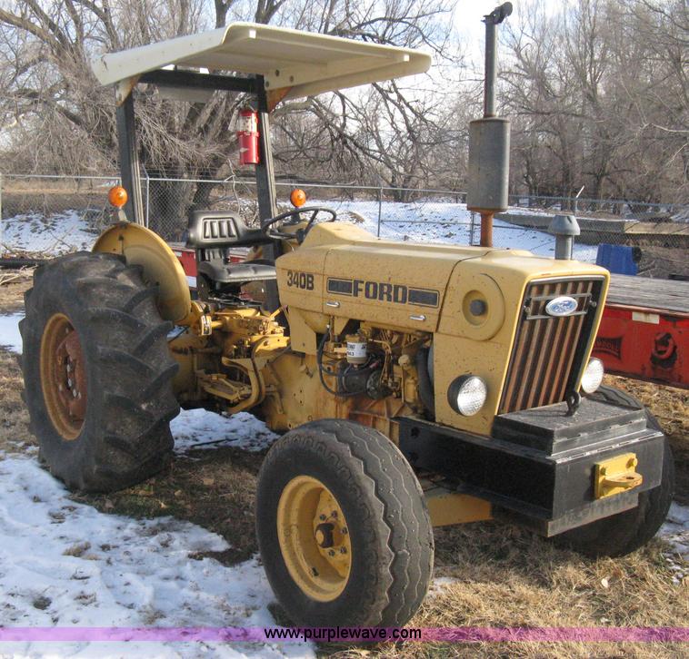image for item B8445 Ford 340B industrial tractor