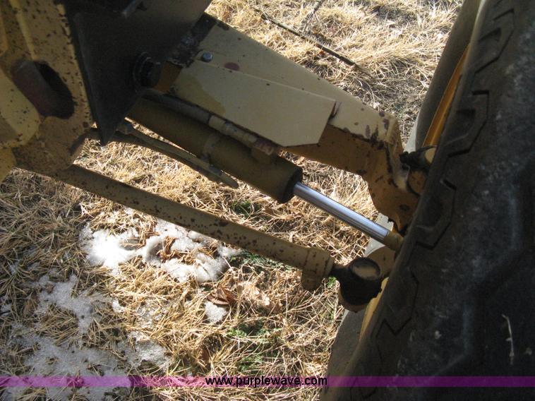 image for item B8445 Ford 340B industrial tractor