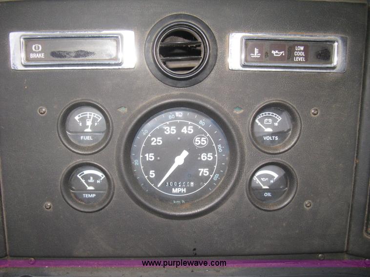 image for item B8449 1988 Ford L8000 flatbed truck