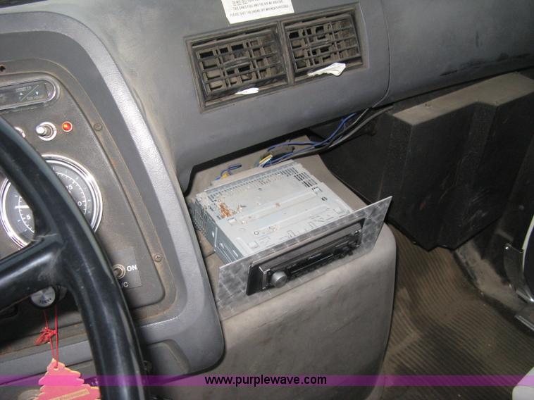 image for item B8449 1988 Ford L8000 flatbed truck