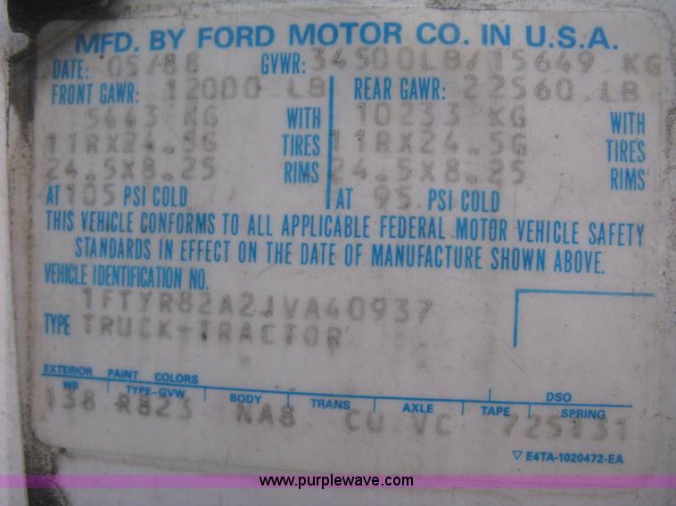 image for item B8449 1988 Ford L8000 flatbed truck