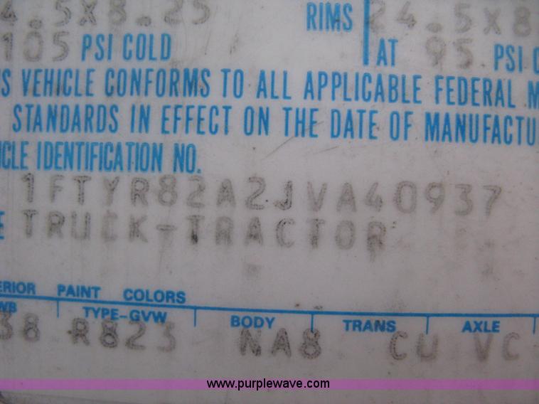 image for item B8449 1988 Ford L8000 flatbed truck