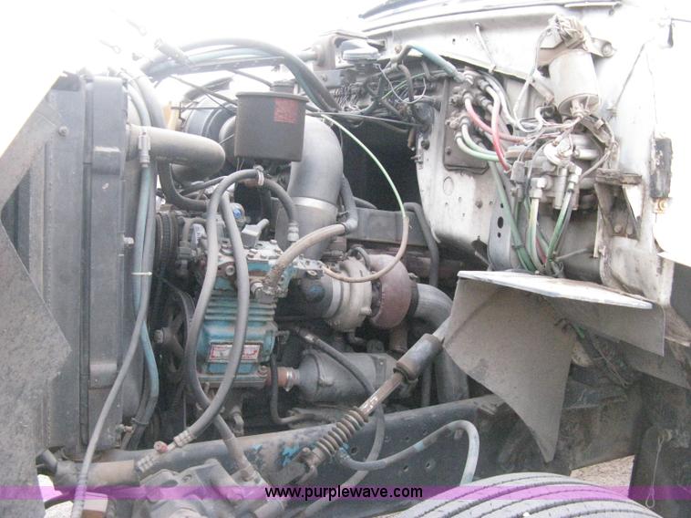 image for item B8449 1988 Ford L8000 flatbed truck