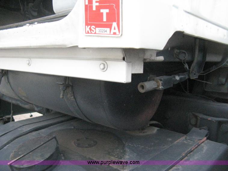 image for item B8449 1988 Ford L8000 flatbed truck