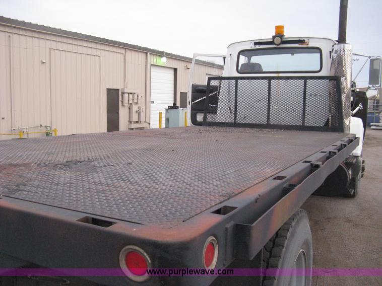 image for item B8449 1988 Ford L8000 flatbed truck