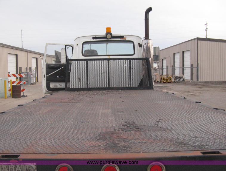image for item B8449 1988 Ford L8000 flatbed truck