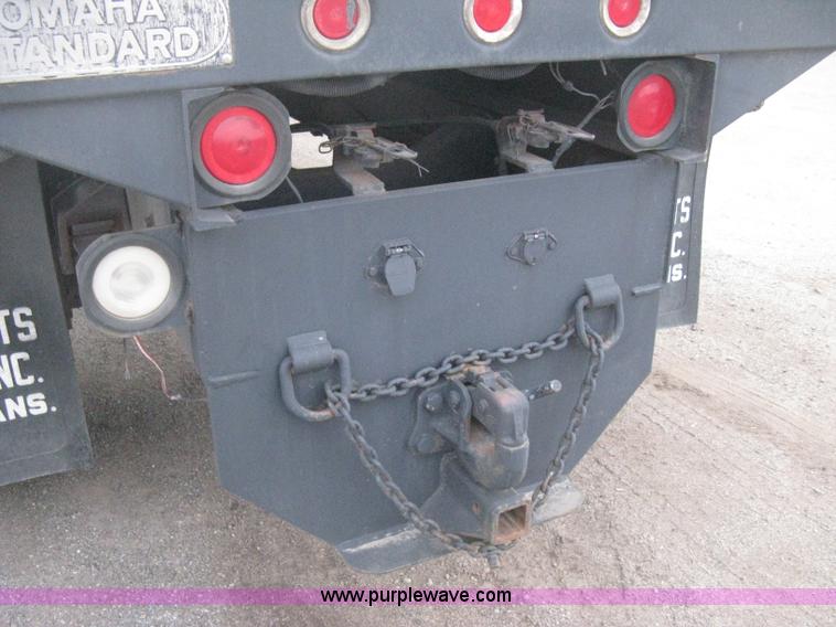 image for item B8449 1988 Ford L8000 flatbed truck