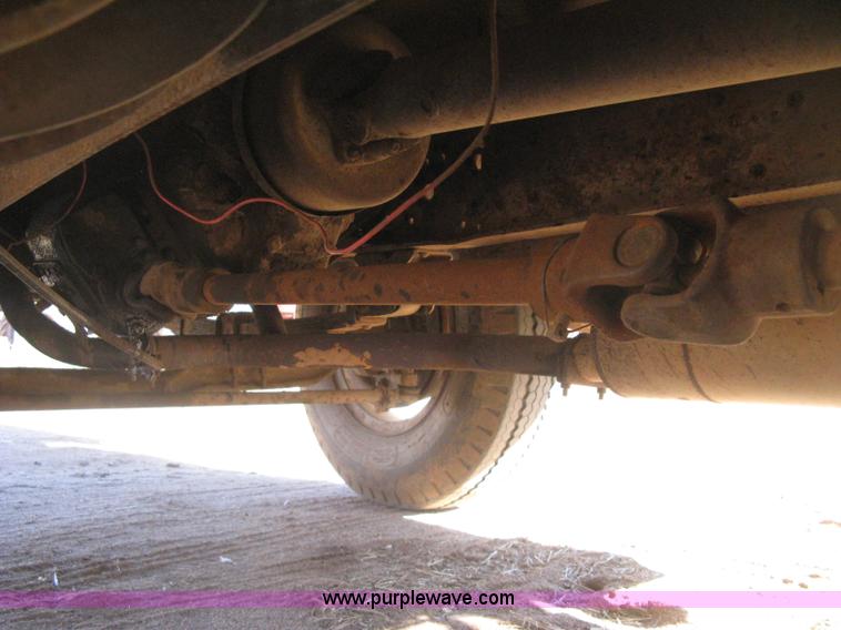 image for item B8450 1971 Ford F700 water truck