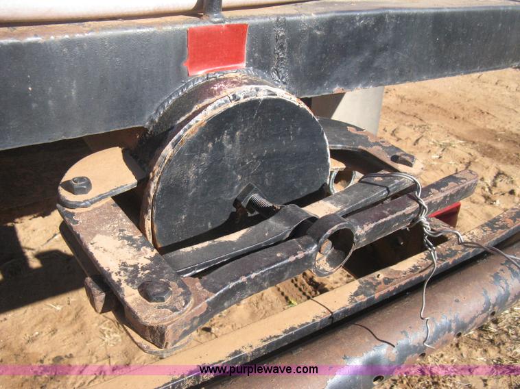 image for item B8450 1971 Ford F700 water truck