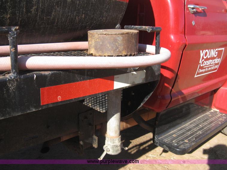 image for item B8450 1971 Ford F700 water truck