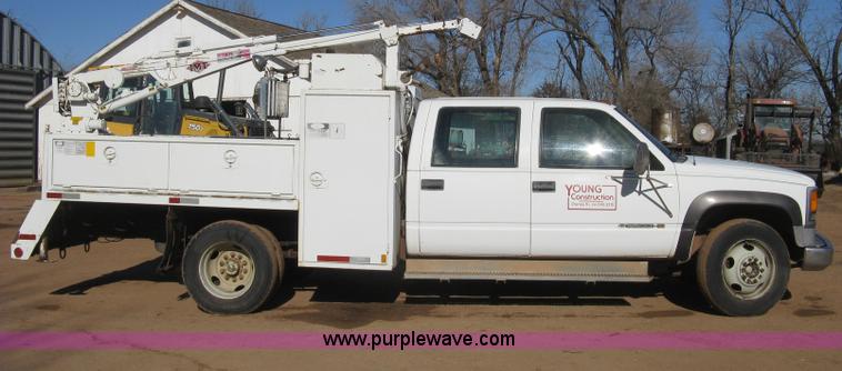 image for item B8452 1994 Chevrolet 3500 Crew Cab utility truck