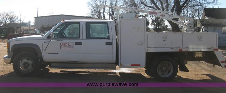 image for item B8452 1994 Chevrolet 3500 Crew Cab utility truck