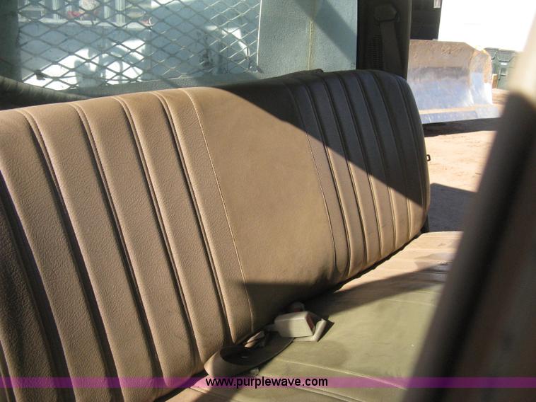 image for item B8452 1994 Chevrolet 3500 Crew Cab utility truck