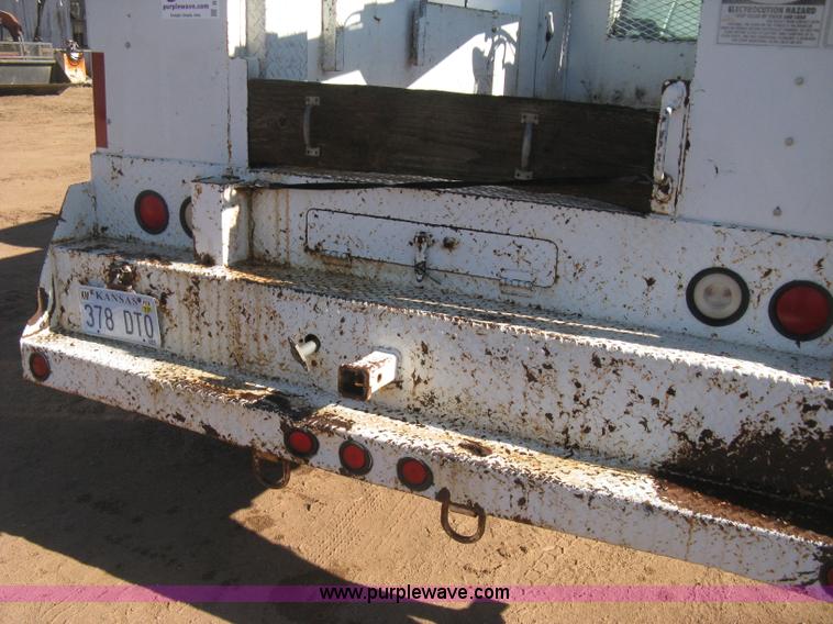 image for item B8452 1994 Chevrolet 3500 Crew Cab utility truck