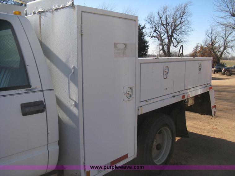 image for item B8452 1994 Chevrolet 3500 Crew Cab utility truck