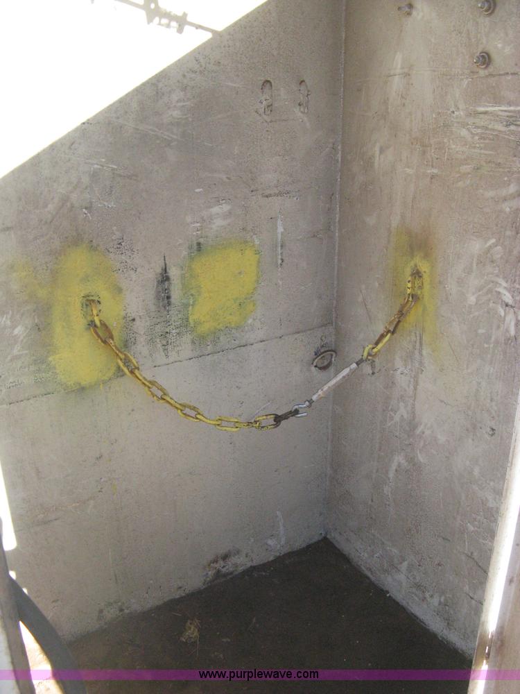 image for item B8452 1994 Chevrolet 3500 Crew Cab utility truck