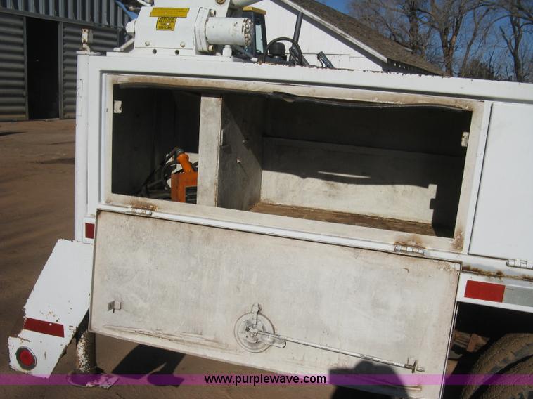 image for item B8452 1994 Chevrolet 3500 Crew Cab utility truck