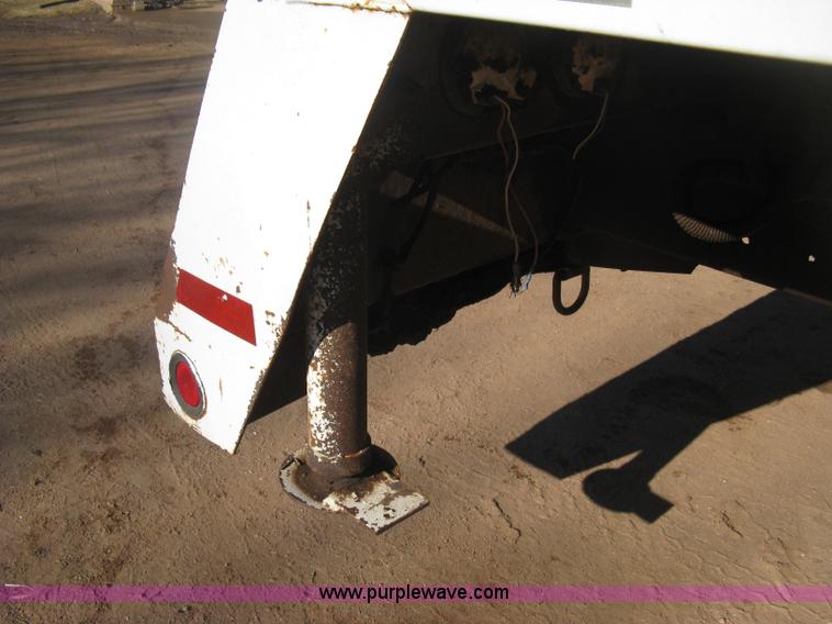 image for item B8452 1994 Chevrolet 3500 Crew Cab utility truck