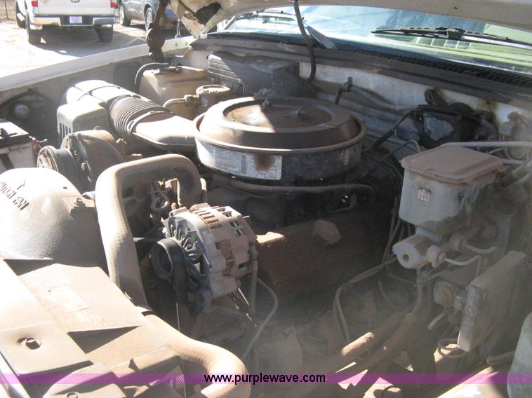 image for item B8452 1994 Chevrolet 3500 Crew Cab utility truck