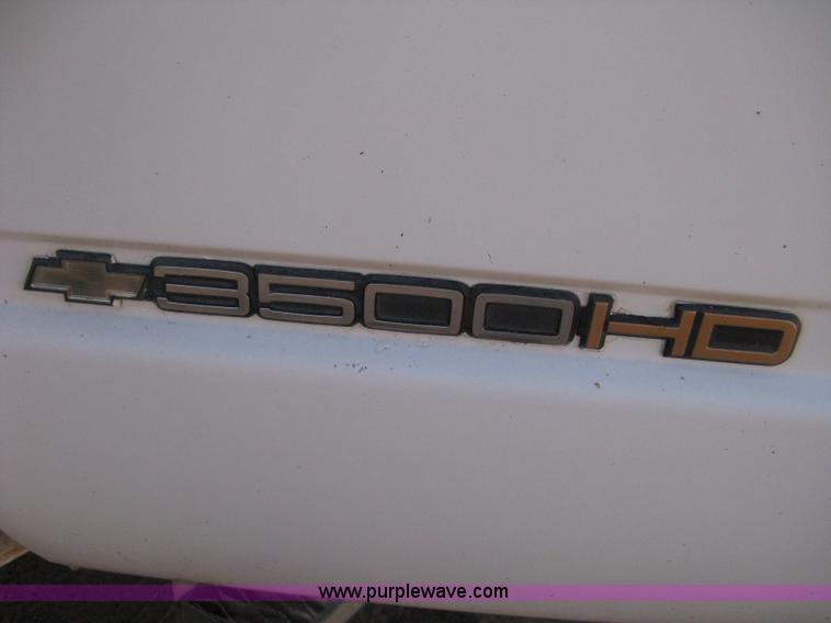 image for item B8452 1994 Chevrolet 3500 Crew Cab utility truck