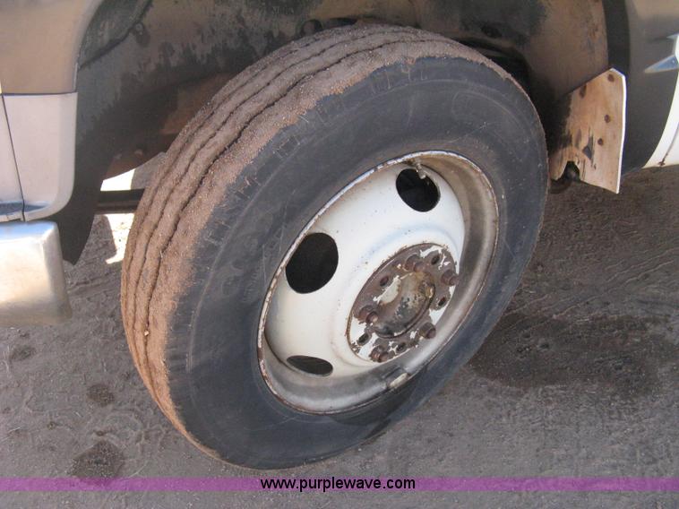 image for item B8452 1994 Chevrolet 3500 Crew Cab utility truck