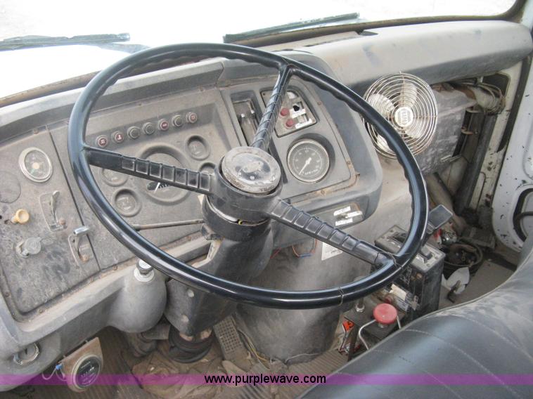 image for item B8458 1986 Ford 8000 sludge tanker truck