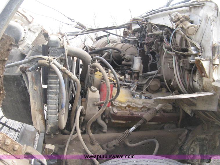 image for item B8458 1986 Ford 8000 sludge tanker truck