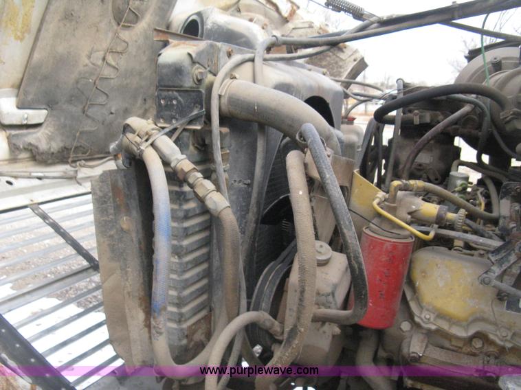 image for item B8458 1986 Ford 8000 sludge tanker truck