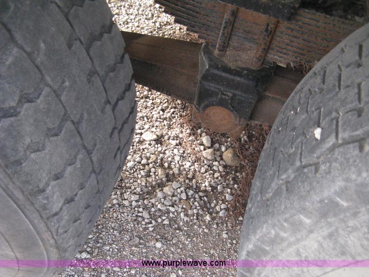 image for item B8458 1986 Ford 8000 sludge tanker truck