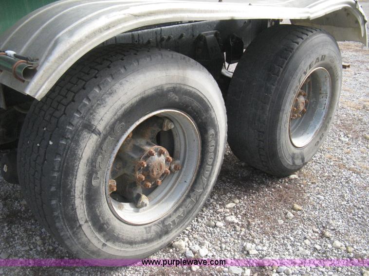 image for item B8458 1986 Ford 8000 sludge tanker truck