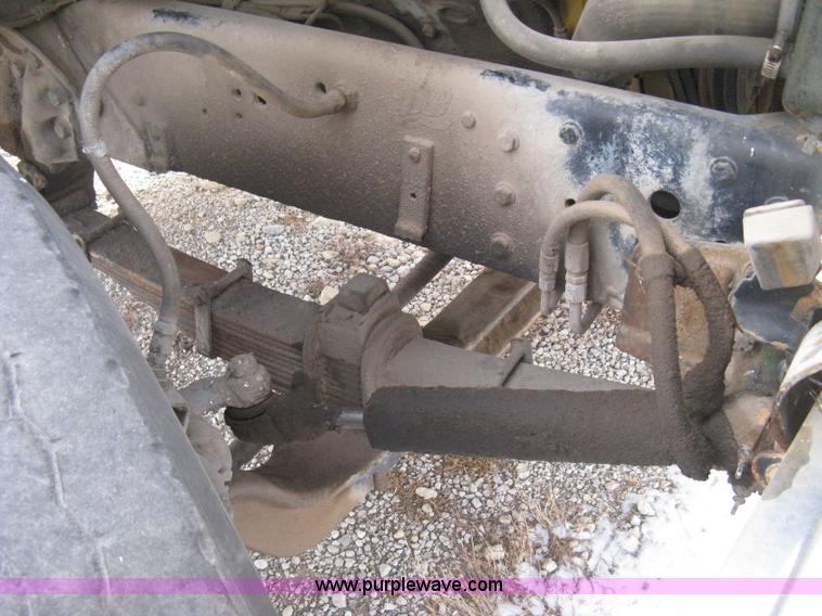 image for item B8458 1986 Ford 8000 sludge tanker truck