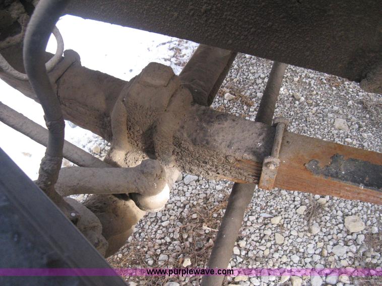 image for item B8458 1986 Ford 8000 sludge tanker truck