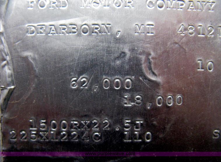 image for item B8458 1986 Ford 8000 sludge tanker truck