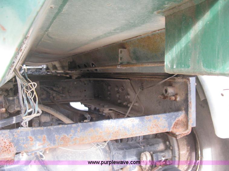 image for item B8458 1986 Ford 8000 sludge tanker truck