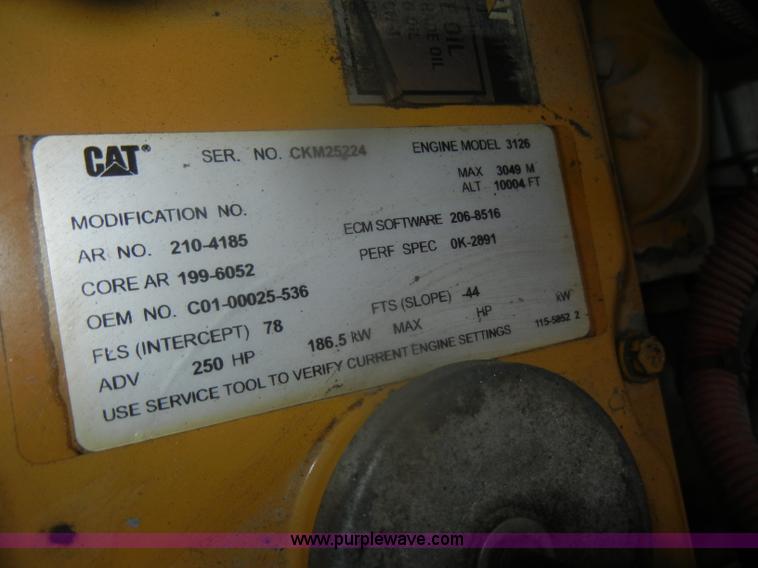 image for item D4561 2002 Freightliner FL70