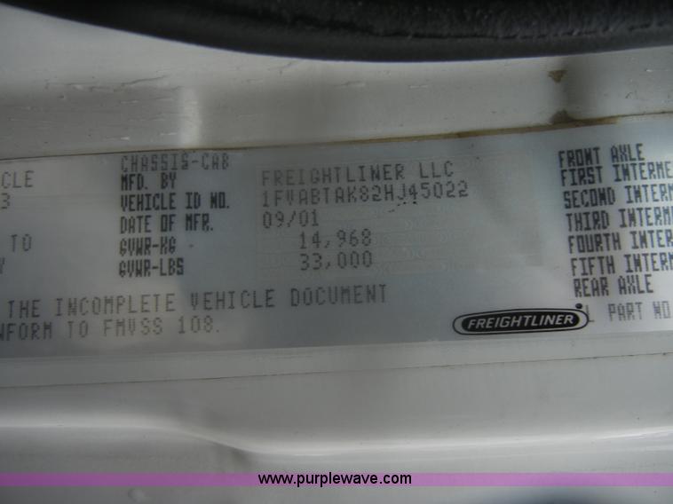 image for item D4561 2002 Freightliner FL70