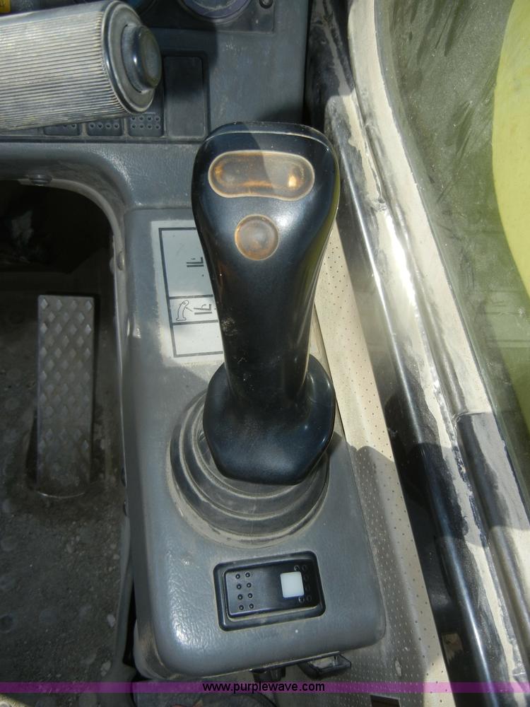 image for item D4583 1998 Caterpillar TH103 telehandler