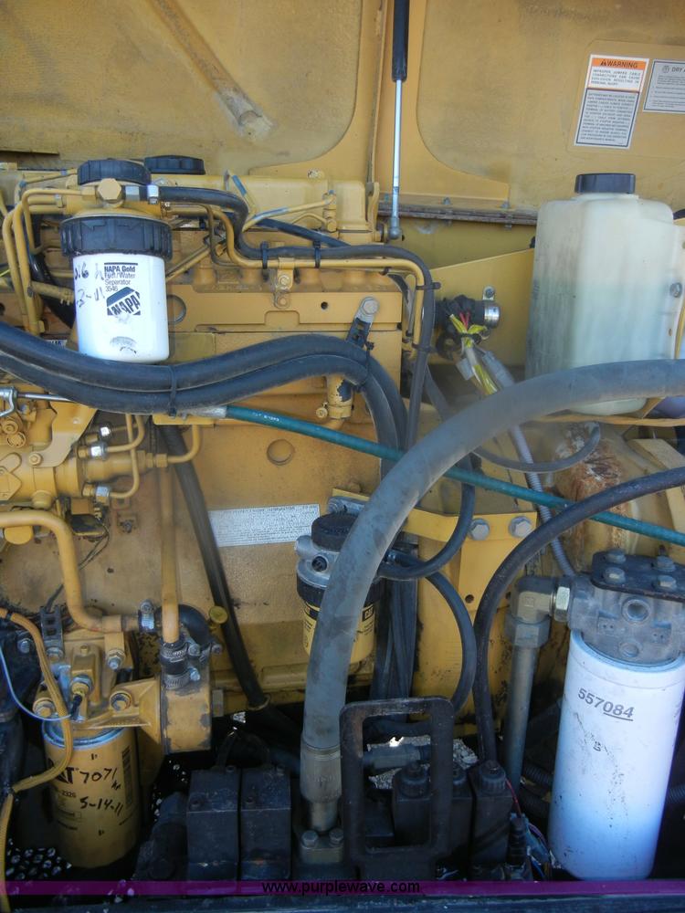 image for item D4583 1998 Caterpillar TH103 telehandler