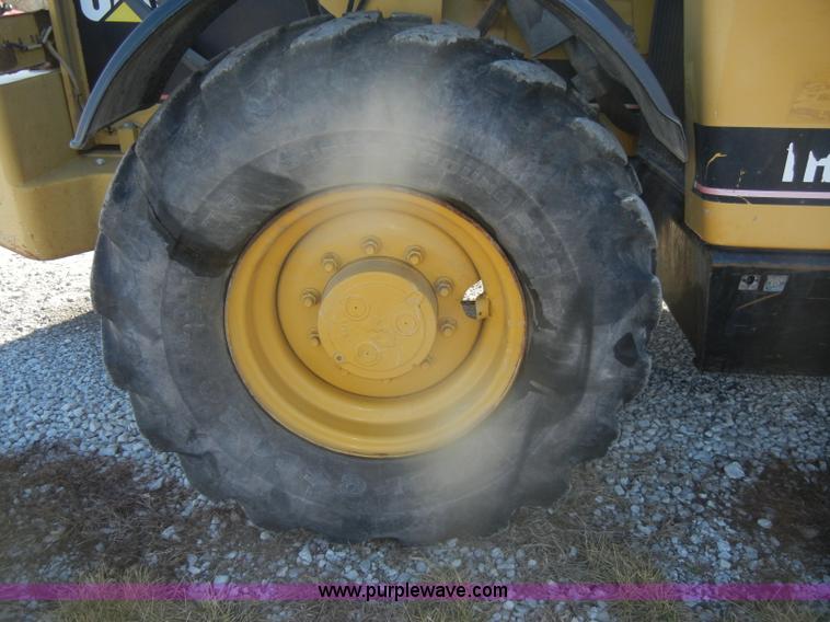 image for item D4583 1998 Caterpillar TH103 telehandler