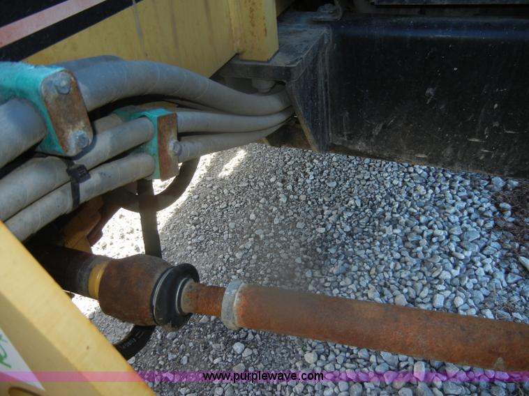 image for item D4583 1998 Caterpillar TH103 telehandler