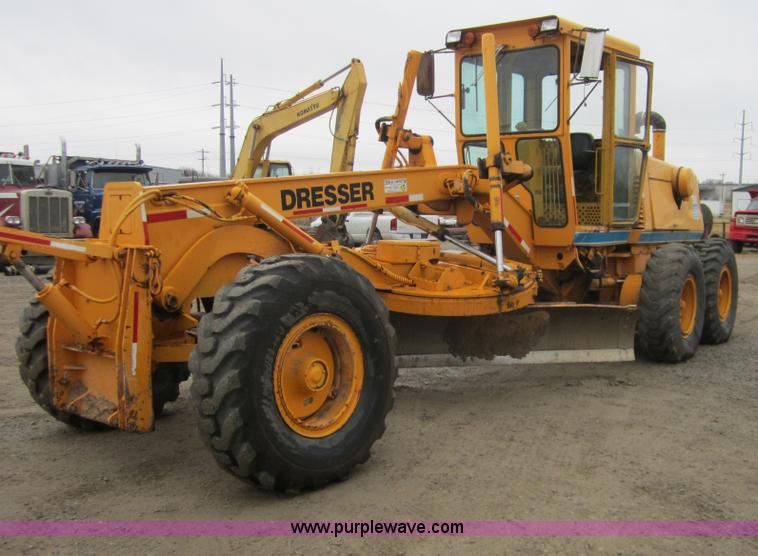 image for item D5760 1987 Dresser A500E motor grader