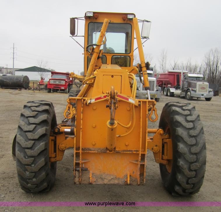 image for item D5760 1987 Dresser A500E motor grader